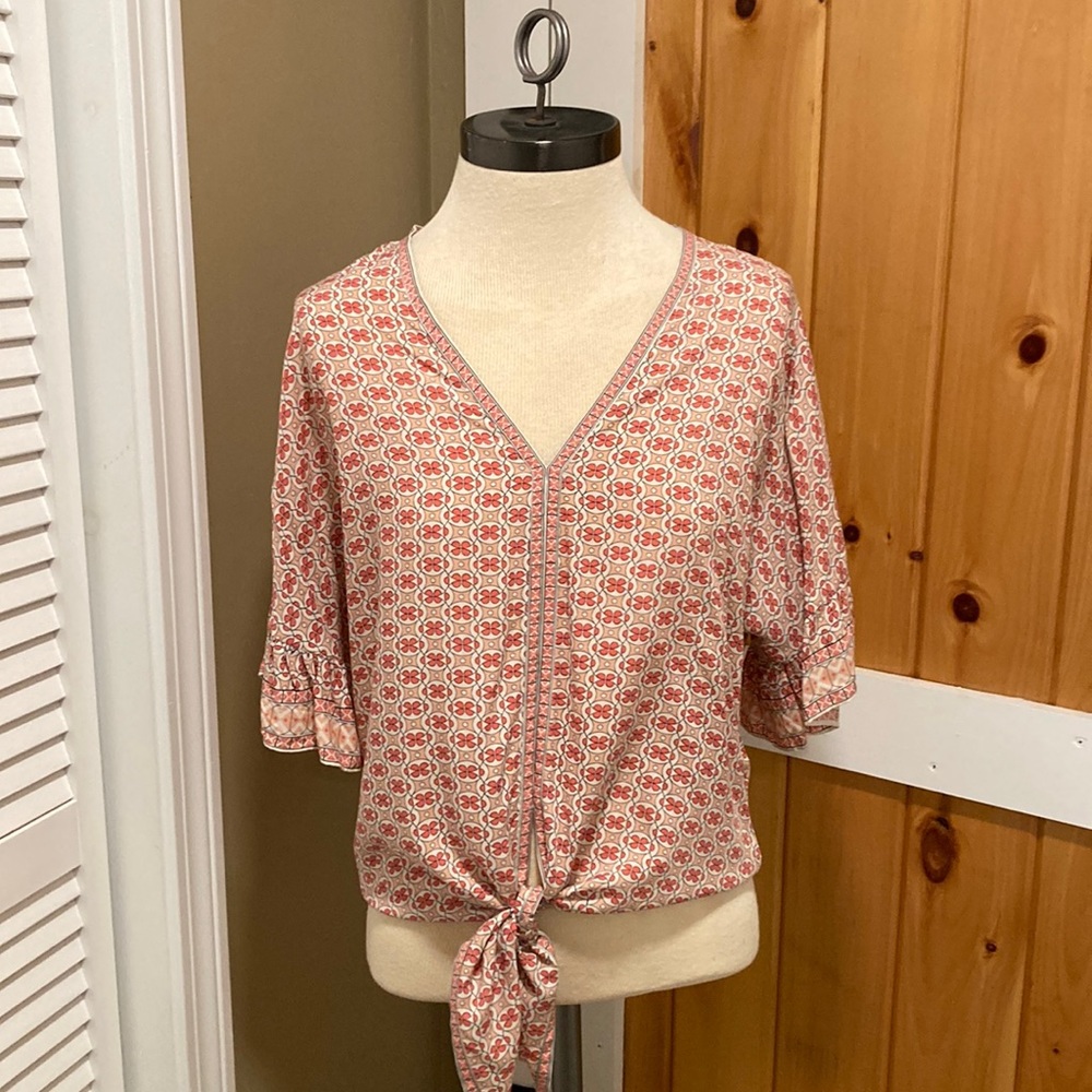 Beautiful Max Studio Top! Never Worn!